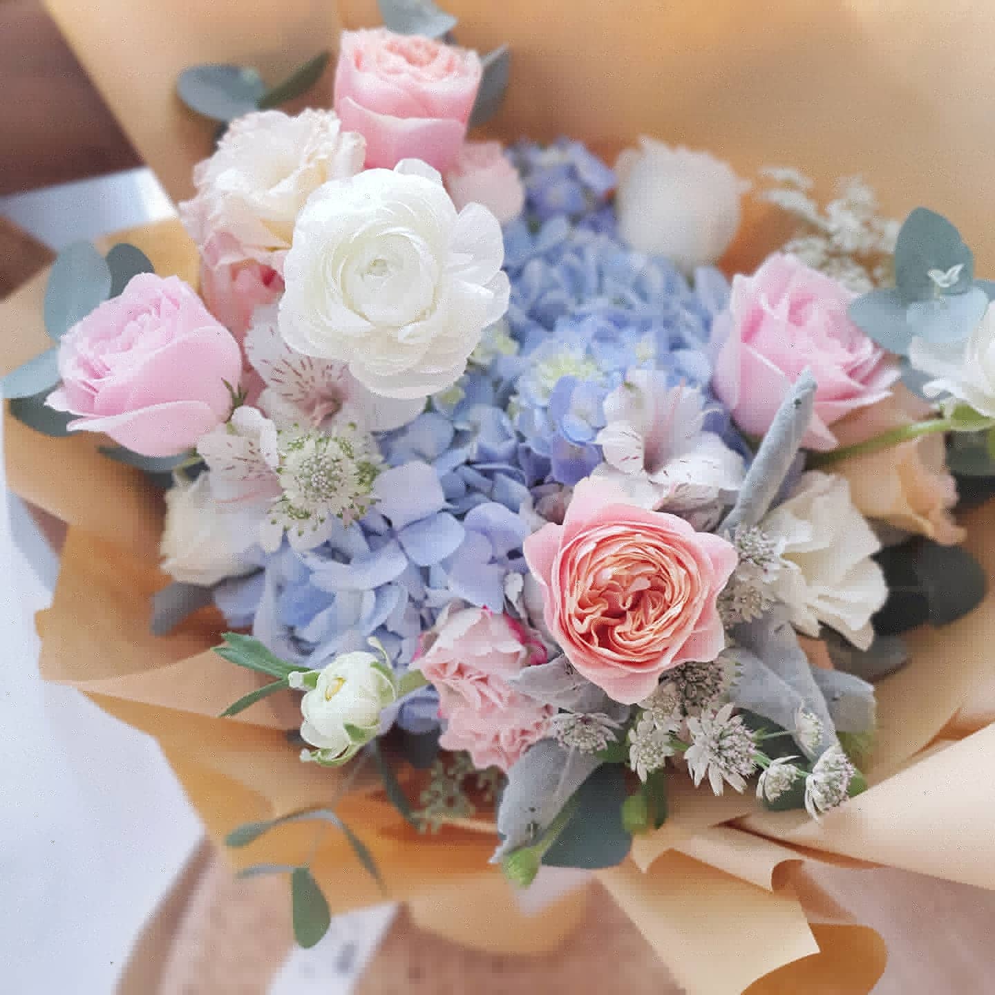 Drifting Cloud Bouquet with Light Blue Hydrangea