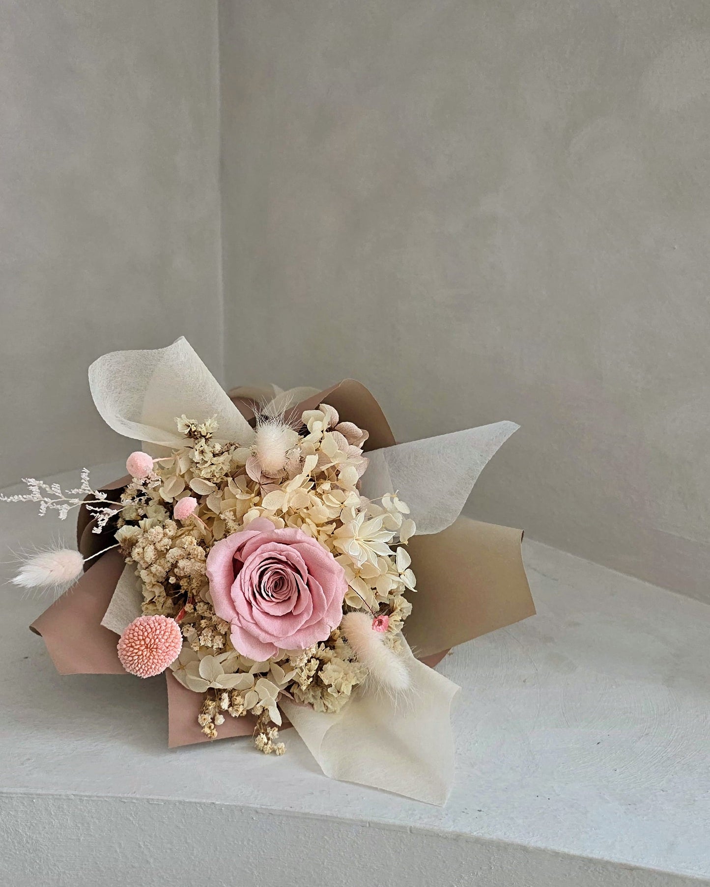 Minimal styled single everlasting rose posy for Valentine’s Day gifting