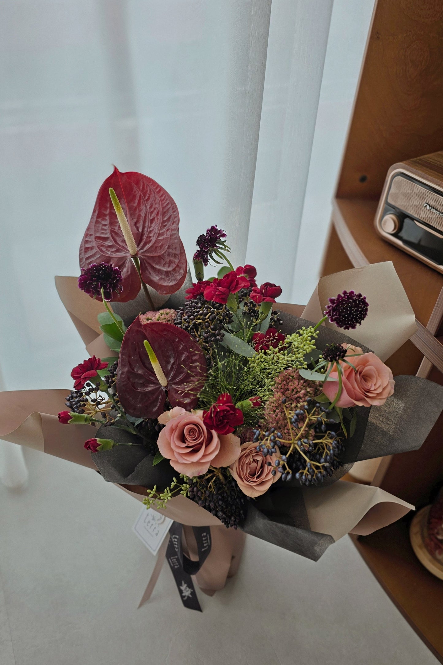 Sculptural Terra’s Choice omakase bouquet designed with bold colours and expressive floral textures.