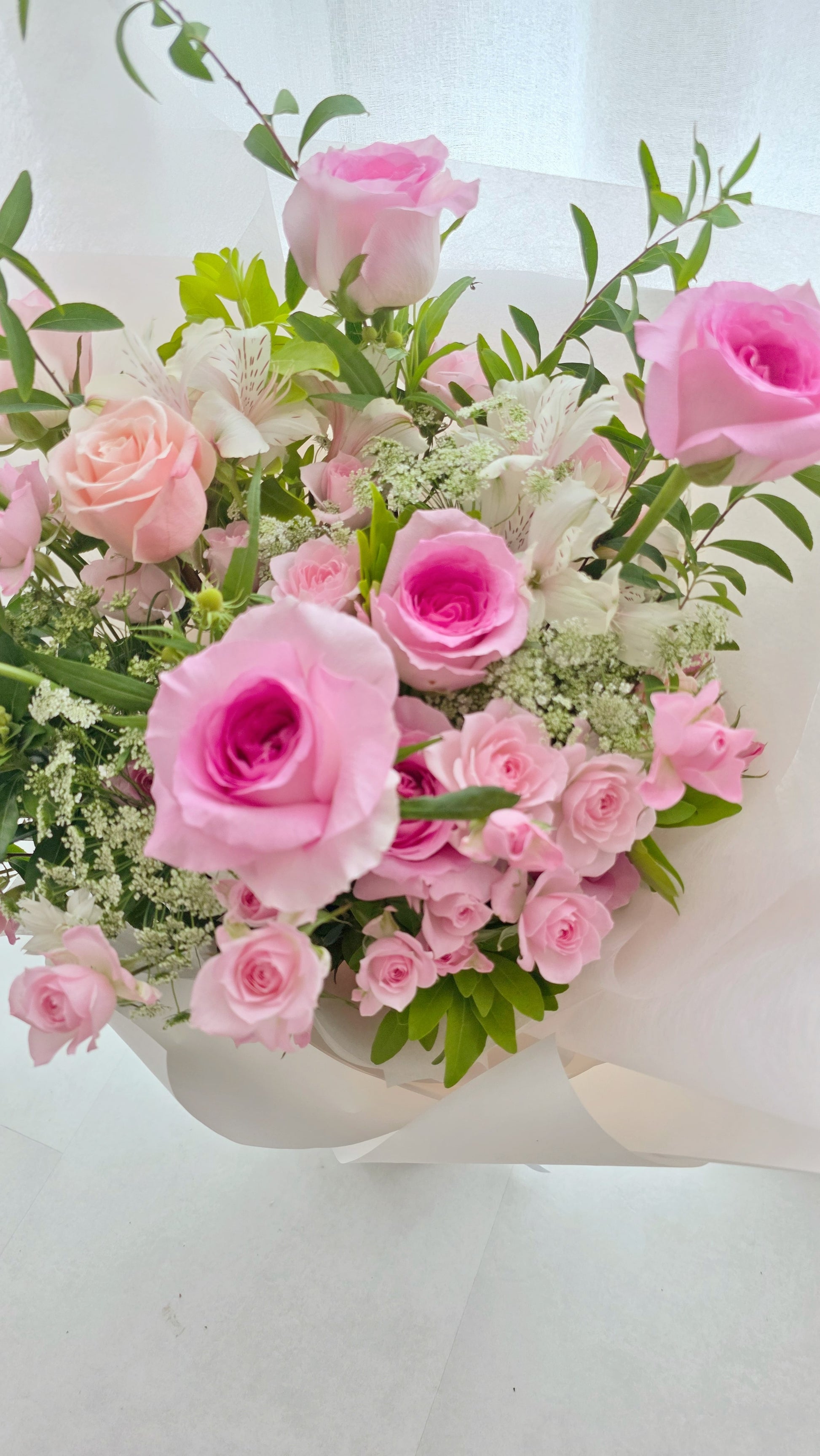 Soft pink rose bouquet handcrafted in Singapore. A romantic Valentine’s Day flower arrangement for heartfelt gifting. Available for delivery.